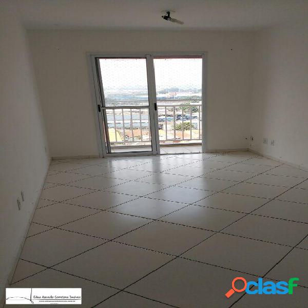 APARTAMENTO 3 DORMITÓRIOS - HOMERO THON