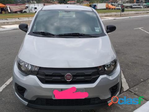 Carro Fiat mobi