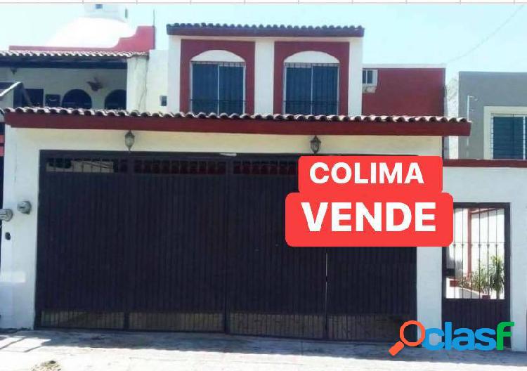 EN VENTA HERMOSA CASA EN COLONIA ESMERALDA SUR COLIMA