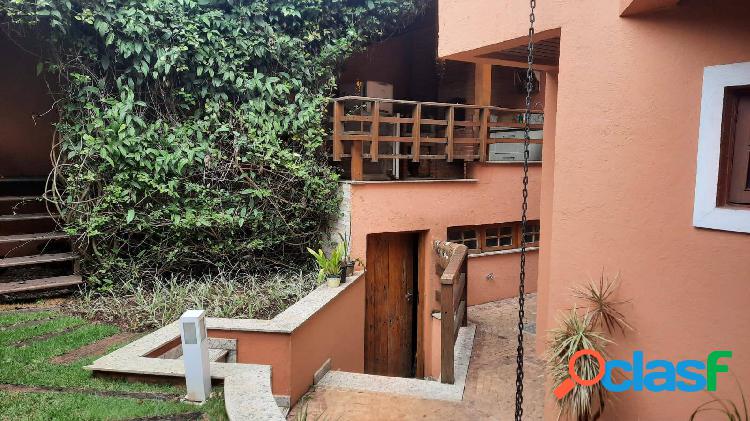 LINDÍSSIMA CASA NO BAIRRO MAIS TRANQUILO DE SANTO ANDRÉ