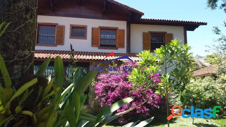 EXCELENTE CASA NO SAMAMBAIA - VENDA