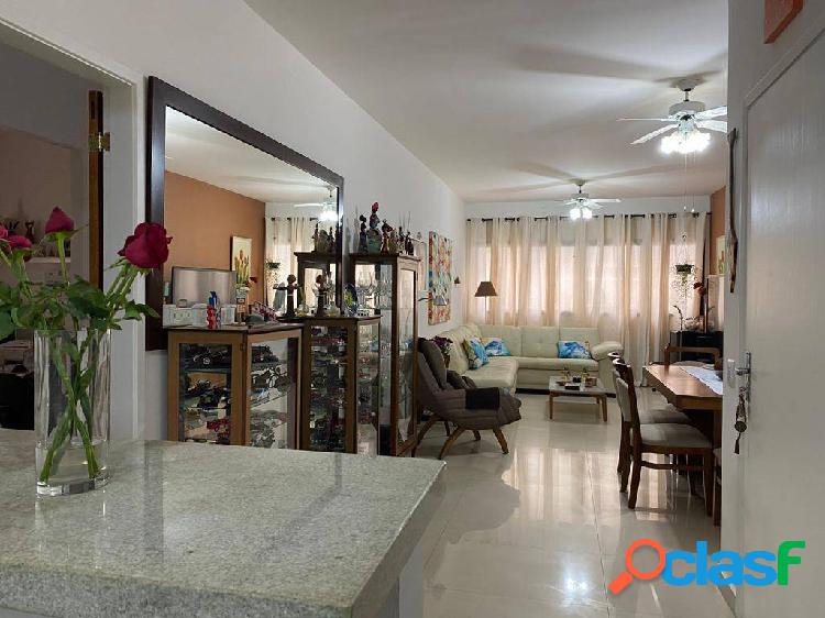 Apartamento 2 Dorm,itórios - Garagem Fechada - Embaré