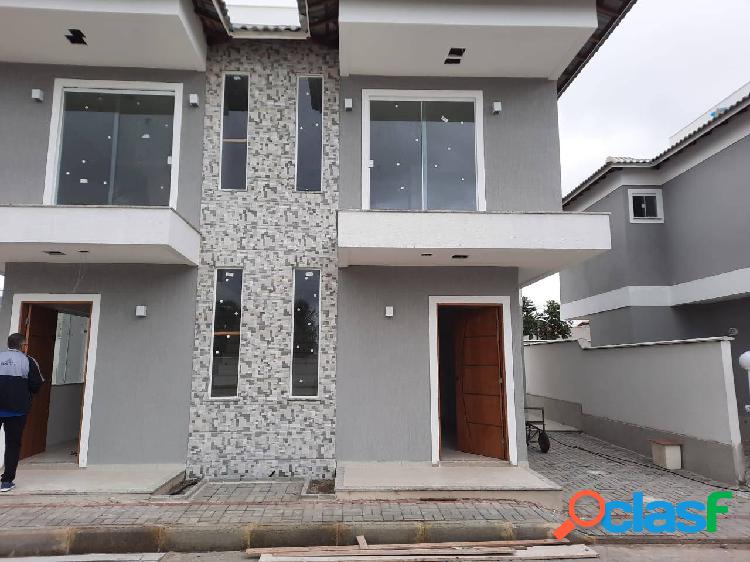Casa duplex em Itaipuaçu com vista para praia.