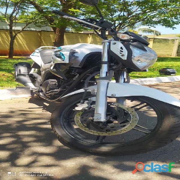 Moto Fazer 250 (Parcelamento)