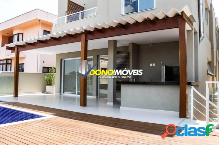 Casa em Condomínio para Venda em Santana de Parnaíba / SP