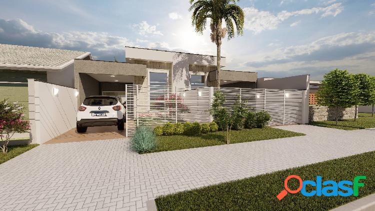 Casa em alto padrão e com piscina à venda em Guaratuba -