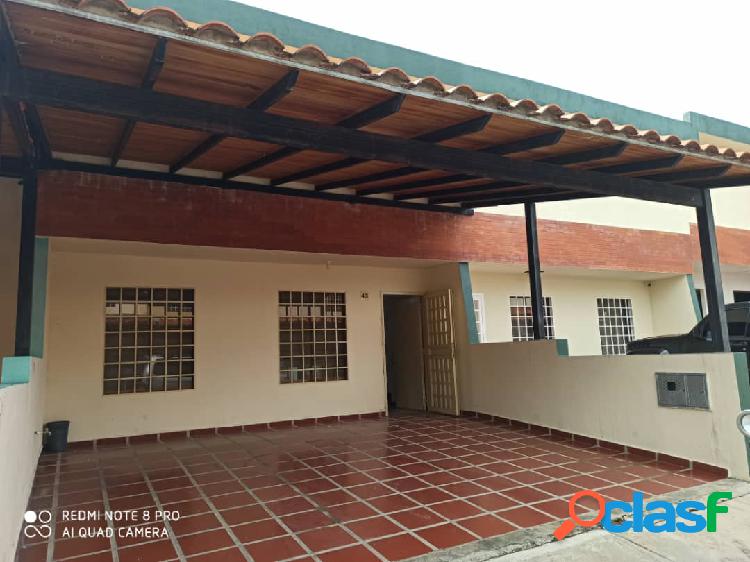 Town House de 136 mtr2 San Diego, Conjunto Residencial Los