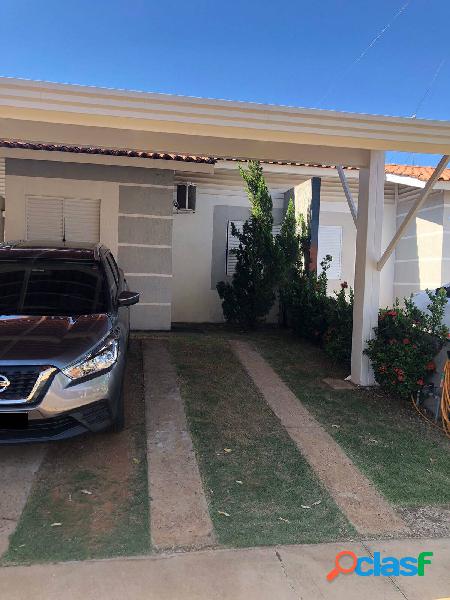 Casa com 2 dormitórios repleto em armários no Terra Nova