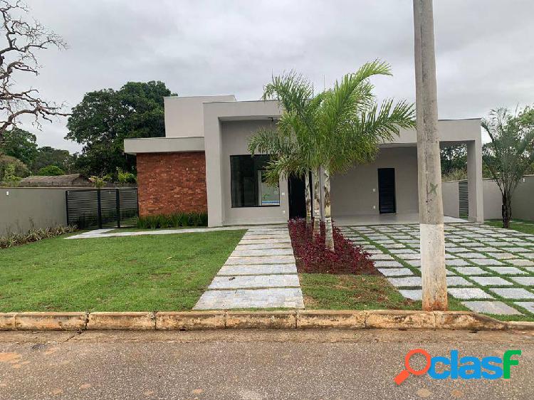 Linda casa nova 3 quartos. Condomínio fechado.