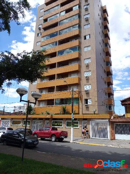Apartamento 1 suíte, sala com sacada, 1 vaga, lazer