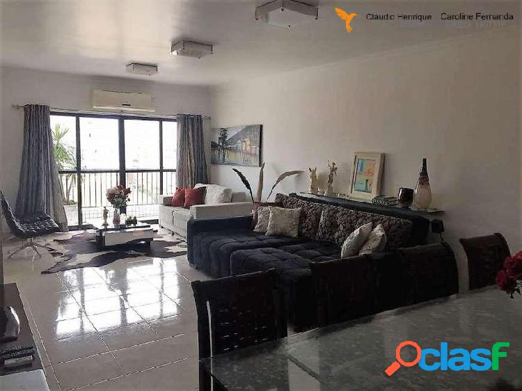 Apartamento com 3 Quartos à Venda, 303 m² por R$ 548.500