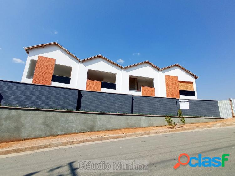 Casa de vila, 74m², à venda em Poços de Caldas, Parque
