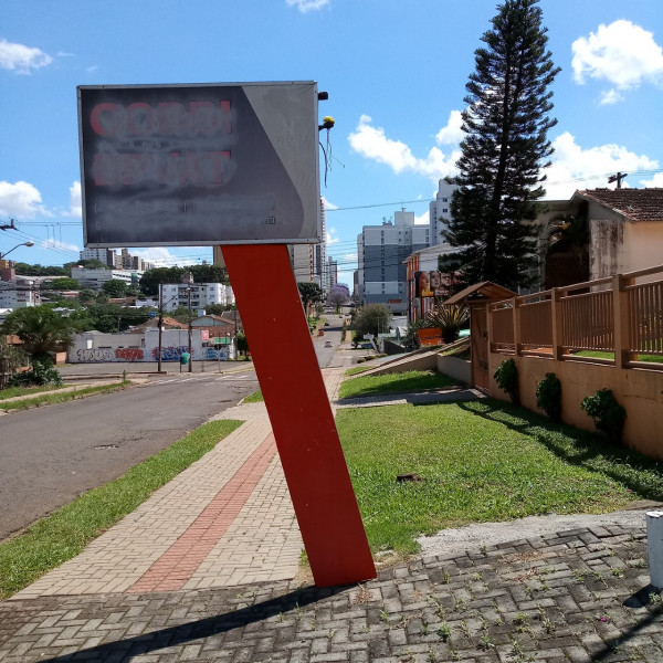 Estrutura para placa usado