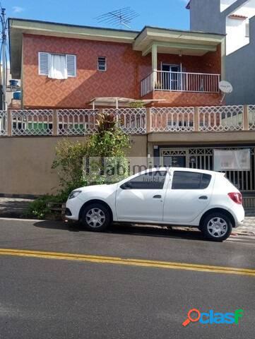 Sobrado a Venda no Jd. São Jorge - 4 Dorms - 2 Vagas.