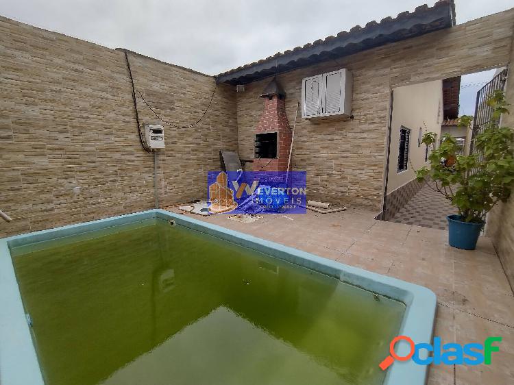 Casa 2dorm. (1suíte) com Piscina R$179.900,00 em Mongaguá