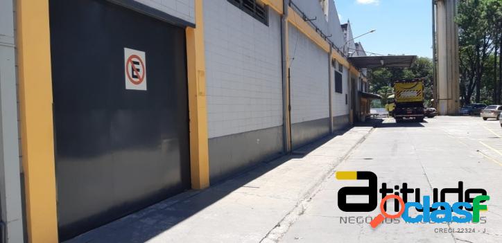 Alugo galpão condomínio fechado 1600 m² Jandira SP.