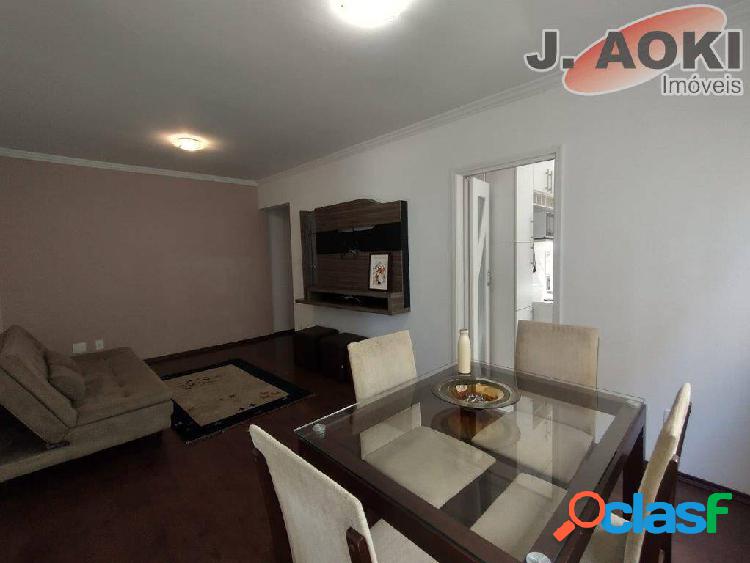 Apartamento para venda possui 93 m² com 2 quartos