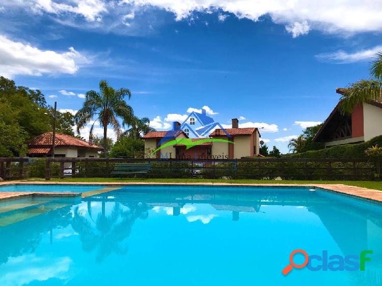Casa em Condomínio Clube da Montanha / Atibaia