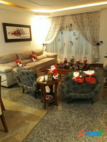 Excelente sobrado na Vista Verde por R$ 891.000,00