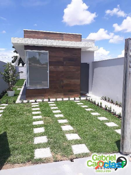 Casa 2/4 sendo uma suíte na Mangabeira