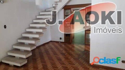 Sobrado para venda possui 181 m² com 3 quartos