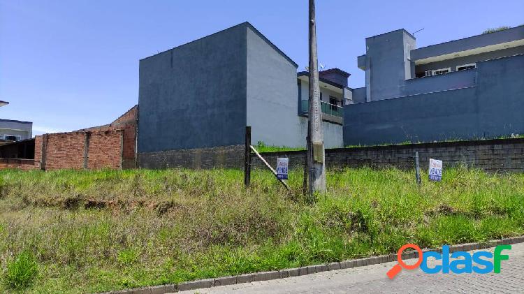 Terreno à venda em Joinville, bairro Floresta