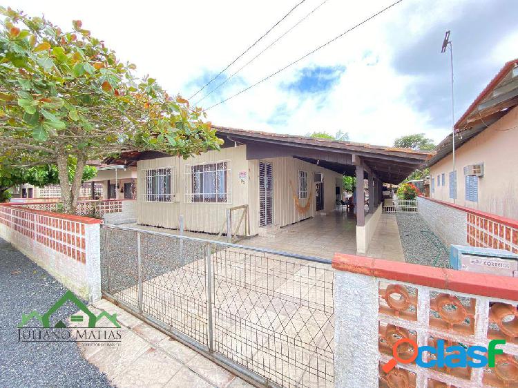 Casa com 3 dormitórios, 100 m, à venda em Bal. Barra do