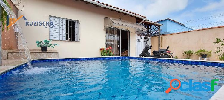 Casa com piscina a venda em Itanhaem com area de 136m²-