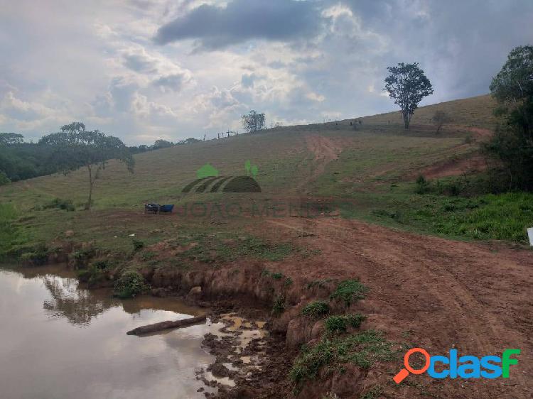 Sitio com 36,3 hectares, à venda em Morungaba/SP.