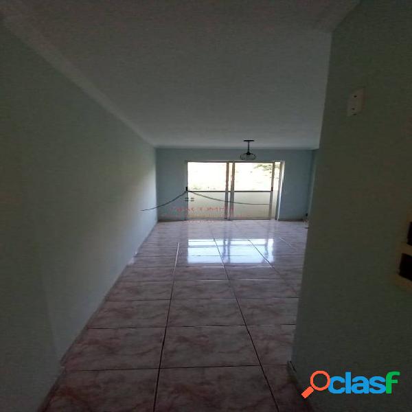 APARTAMENTO NO CONDOMINIO CITY PARK 3- SACADA, ARMÁRIOS E