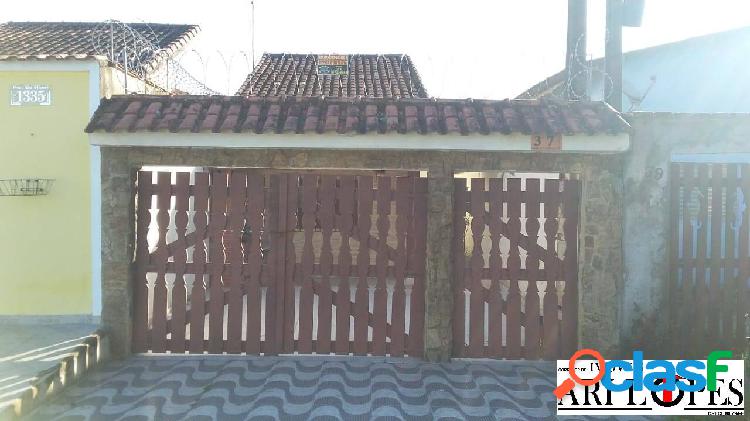 Excelente imóvel c/ piscina - 1 Dorm - Mongaguá