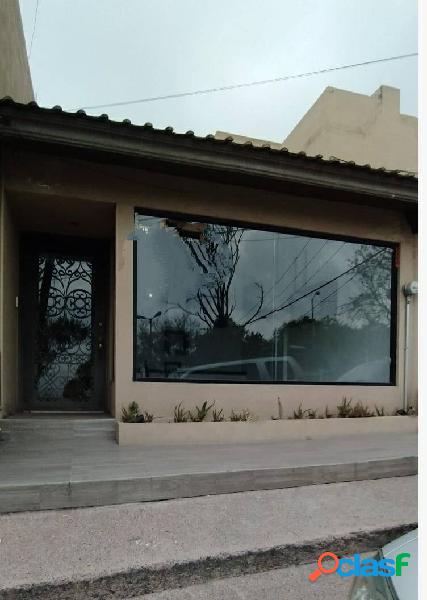 Local Comercial en Renta en Cumbres 5to Sector Monterrey
