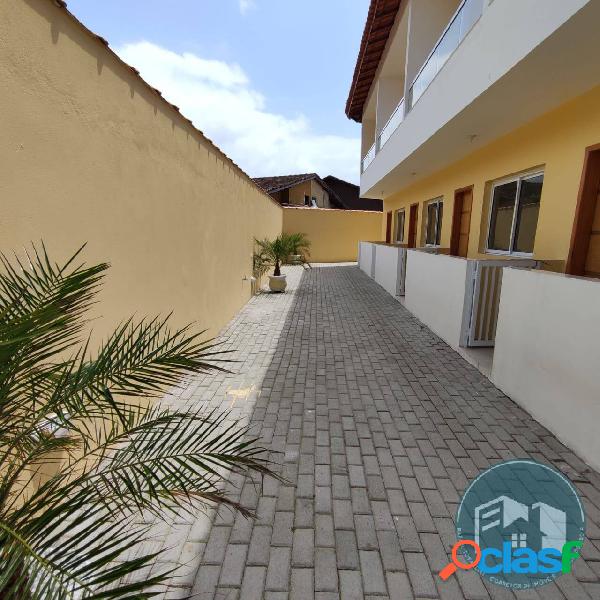 Casa em condomínio com 2 dormitórios lado praia