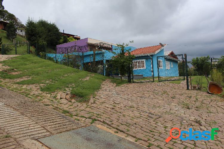 Casa térrea a venda a 1km de Santo Antônio do Pinhal