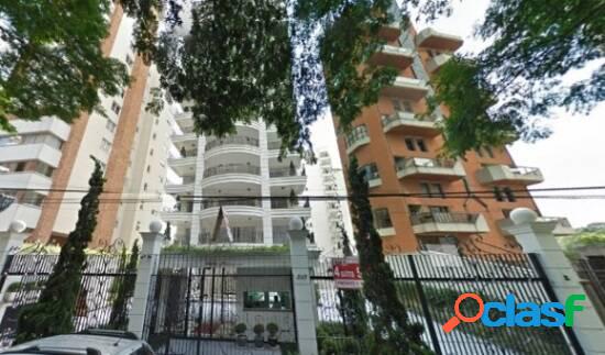 Apartamento desocupado em São Paulo