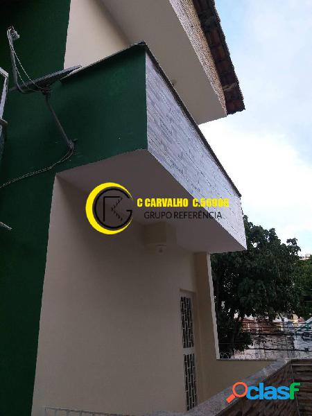 Casa de vila em Cachambi, com varanda e garagem. Rua