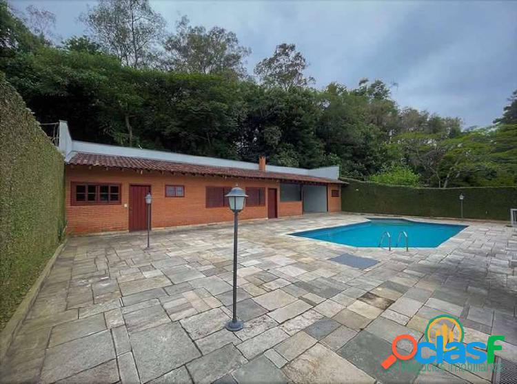 Miolo da Granja - R Nova Amazonas - 4d / 2sts, piscina,