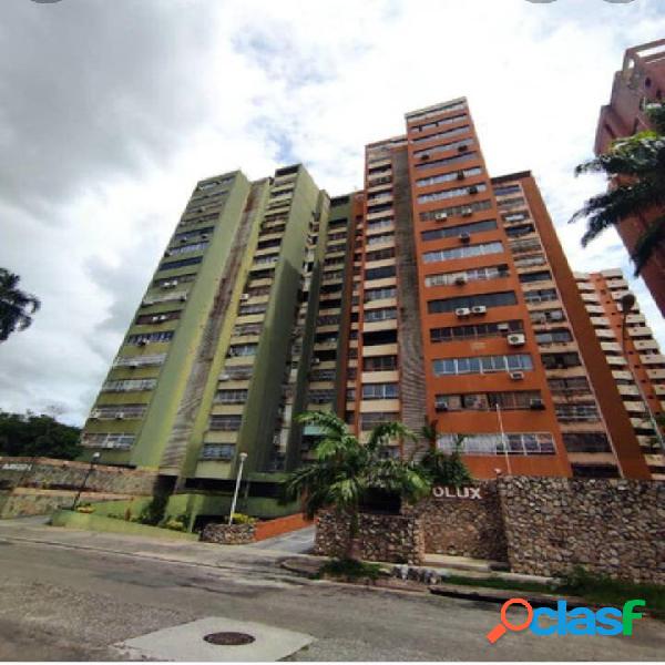 Venta Apartamento a Remodelar Urbanizacion Chaguaramal, Av.