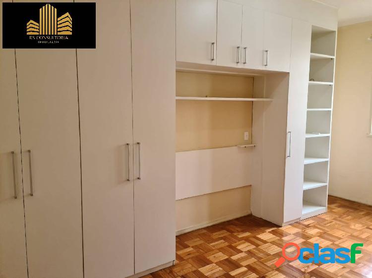 Apartamento com 2 quartos em excelente condições.