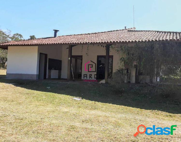 Casa com 04 quartos a venda no condomínio Lagoa do