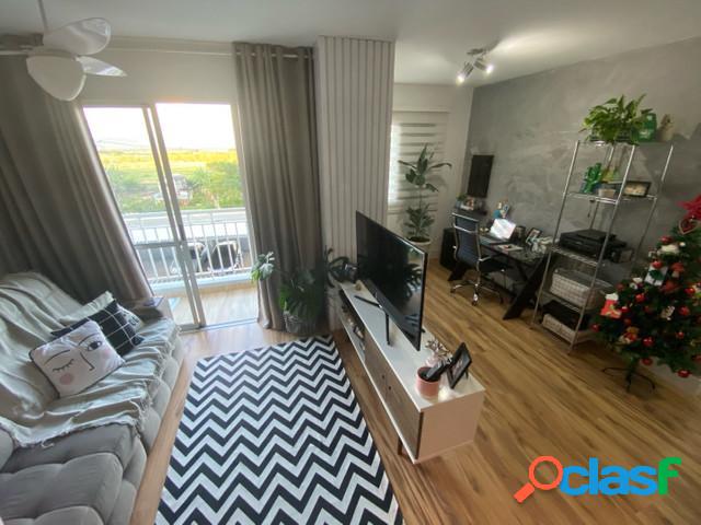 Apartamento com 2 dormitórios à venda, 72 m² por R$