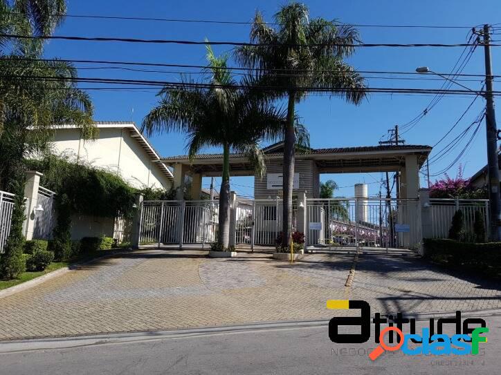 Casa em Barueri 3 dorms e 2 vagas - condomínio