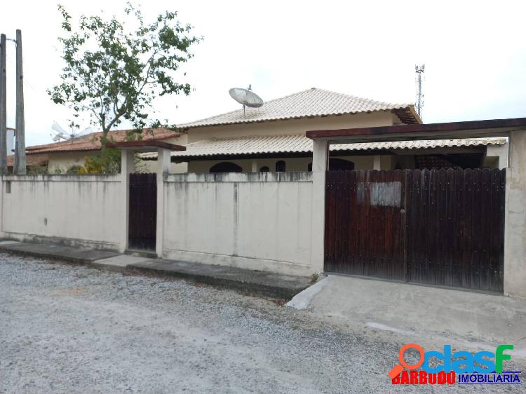 Deslumbrante casa a venda em condomínio fechado na Praia do