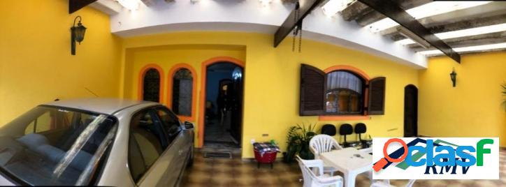 Casa com 3 dormitórios à venda, 150 m² por R$ 580.000 -
