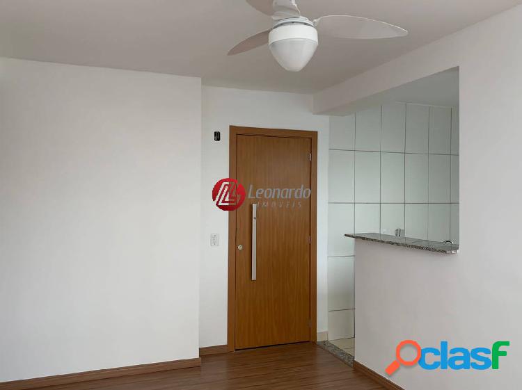 Apartamento com 2 quartos - Castelo
