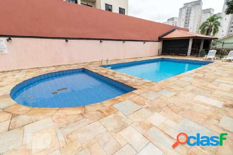 Apartamento para Locação de 2 Dormitórios 62 m² Tupanci