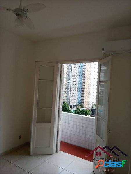 Apartamento para locação com 02 dormitórios em Santos