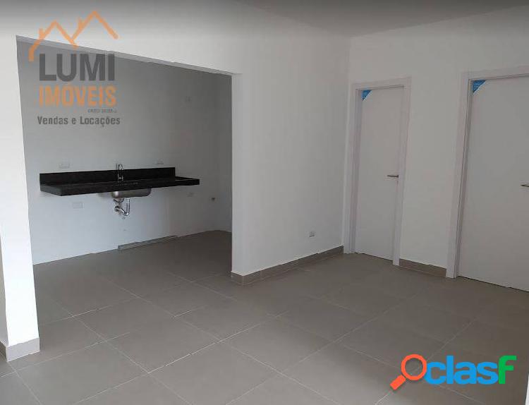 Apartamento á venda em Ubatuba. Centro.
