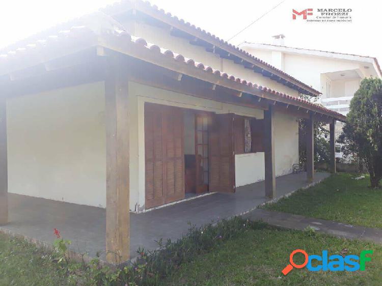 Casa 3 Dormitórios a venda em Capão Novo