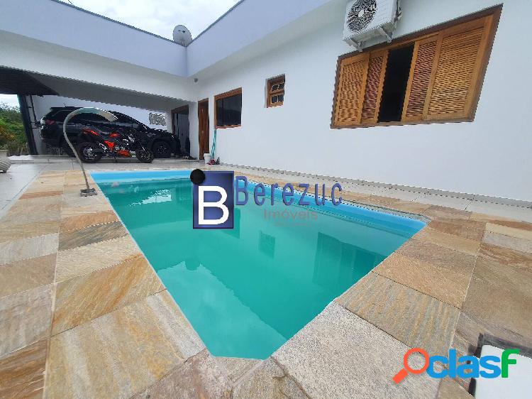 Casa com piscina